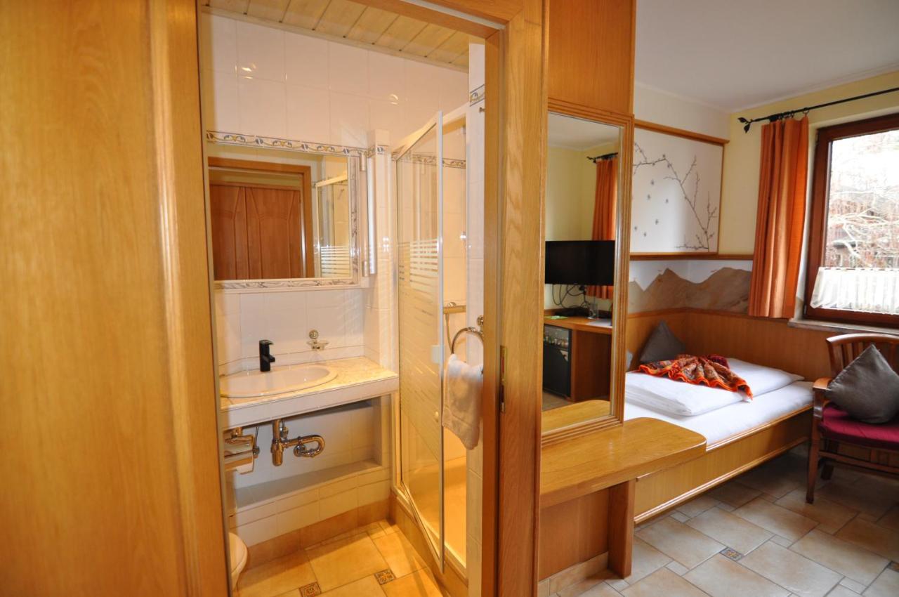 Hotel Blumenbach Berlim Exterior foto